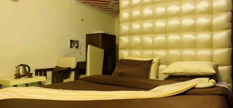 Hotel Ashirward Mussoorie